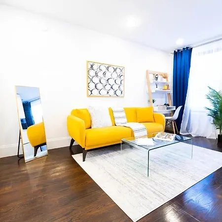 69-4C Brand New Holiday Haven Prime Lower East Side 1Br Apt